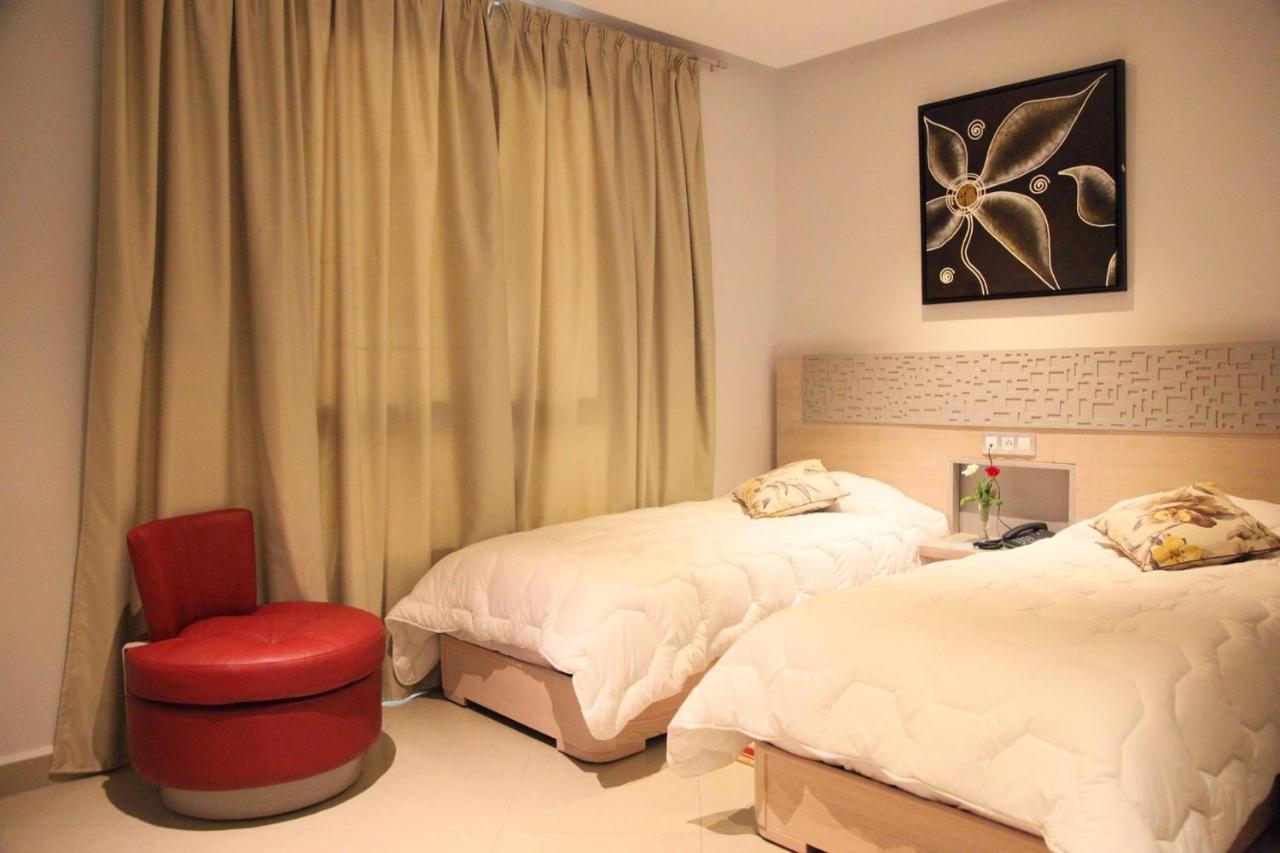 Zain Hotel المضيق المظهر الخارجي الصورة